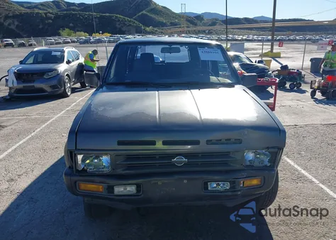 1995 Nissan Pathfinder Xe/Le from USA, damaged, VIN JN8HD17S2SW093595